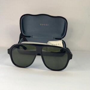 Gucci Black Aviator Sunglasses